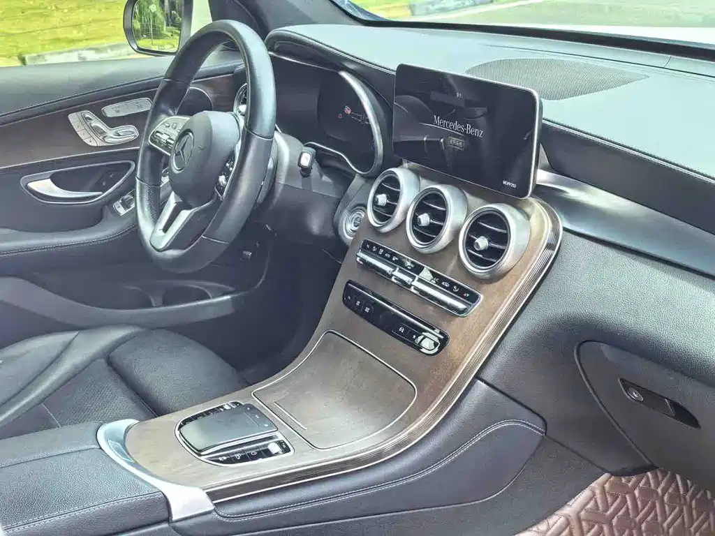 Mercedes-Benz GLC 2020