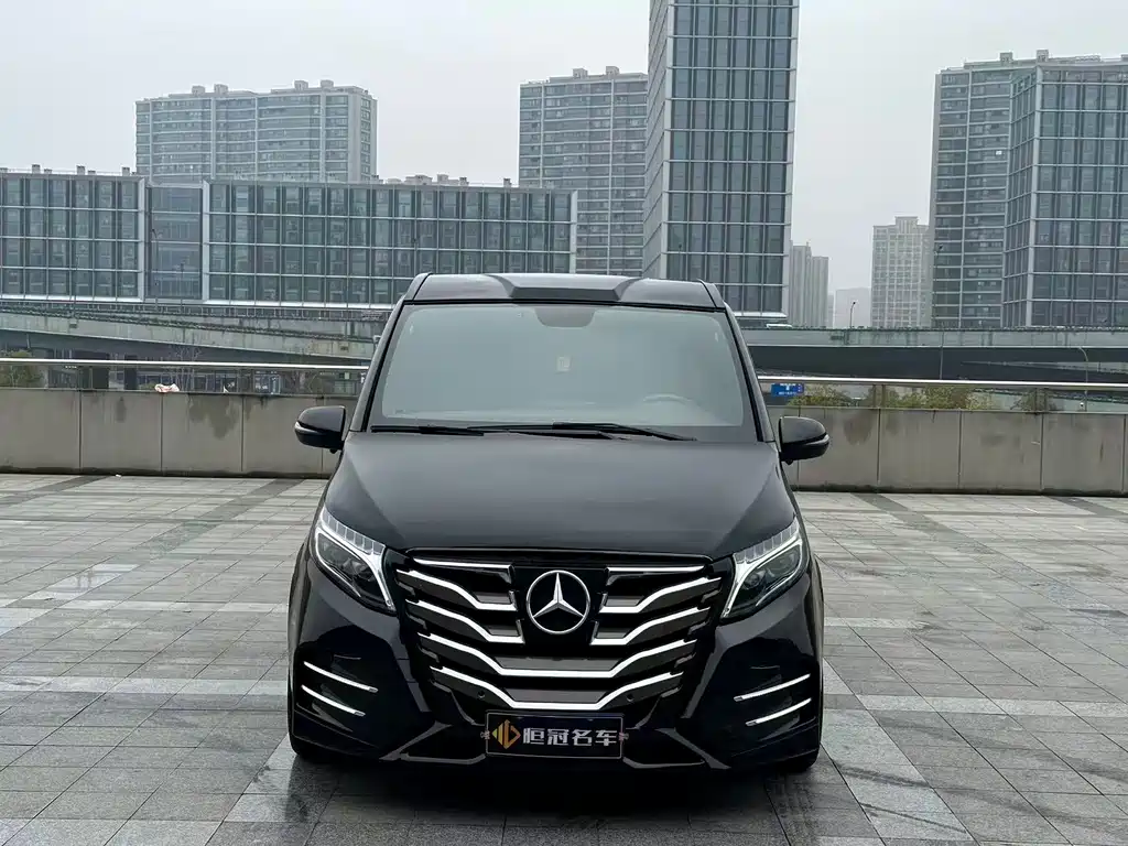 Mercedes-Benz Vito 2022 — фото 2