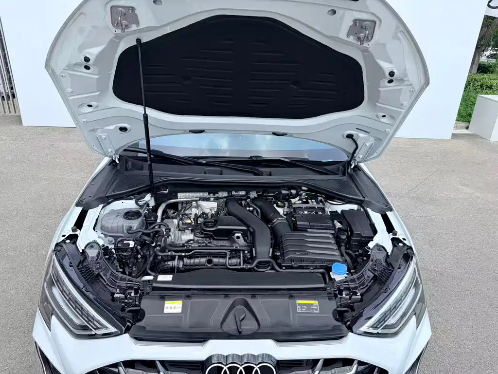 Audi A3 2025 — фото 9