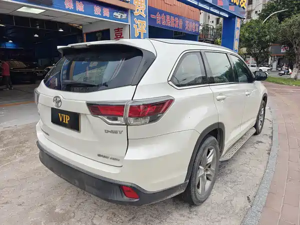 Toyota Highlander 2017