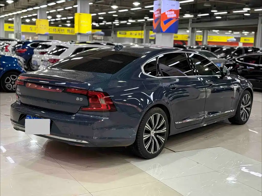 Volvo S90 2023 — фото 13