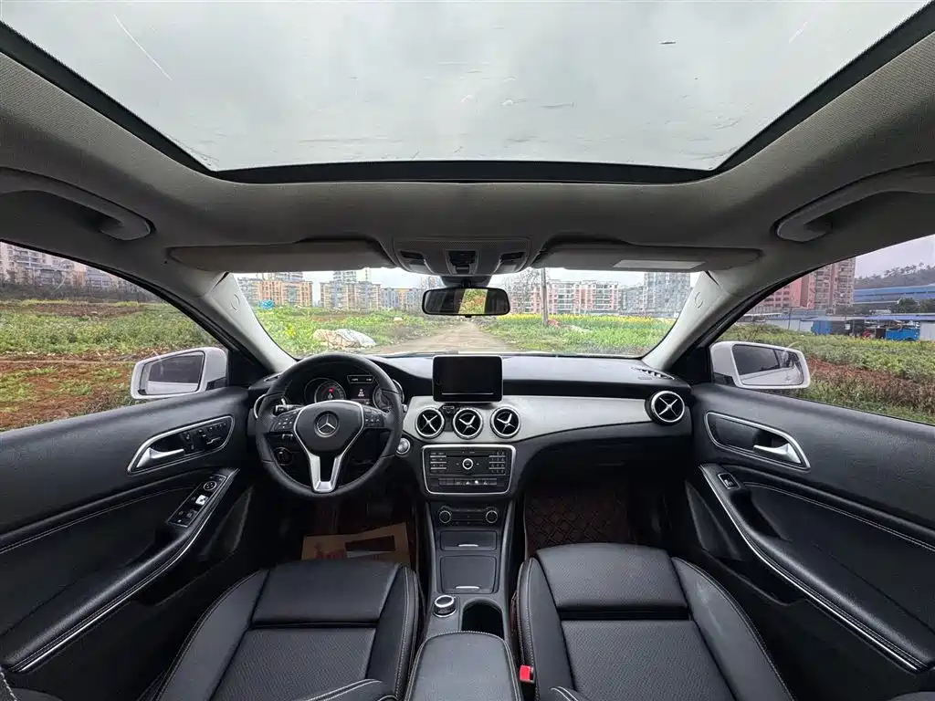 Mercedes-Benz GLA 2016 — фото 10