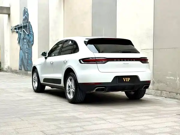 Porsche Macan 2020