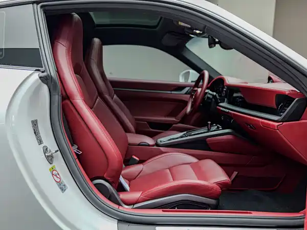 Porsche 911 2020