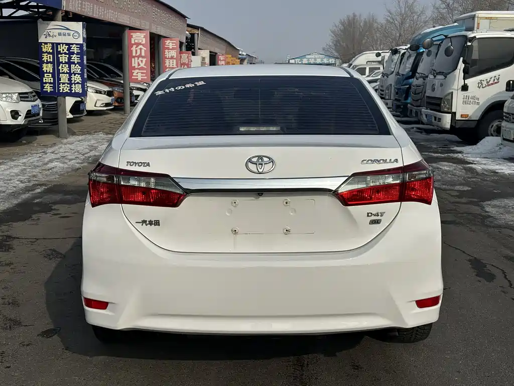 Toyota Corolla 2018 — фото 8
