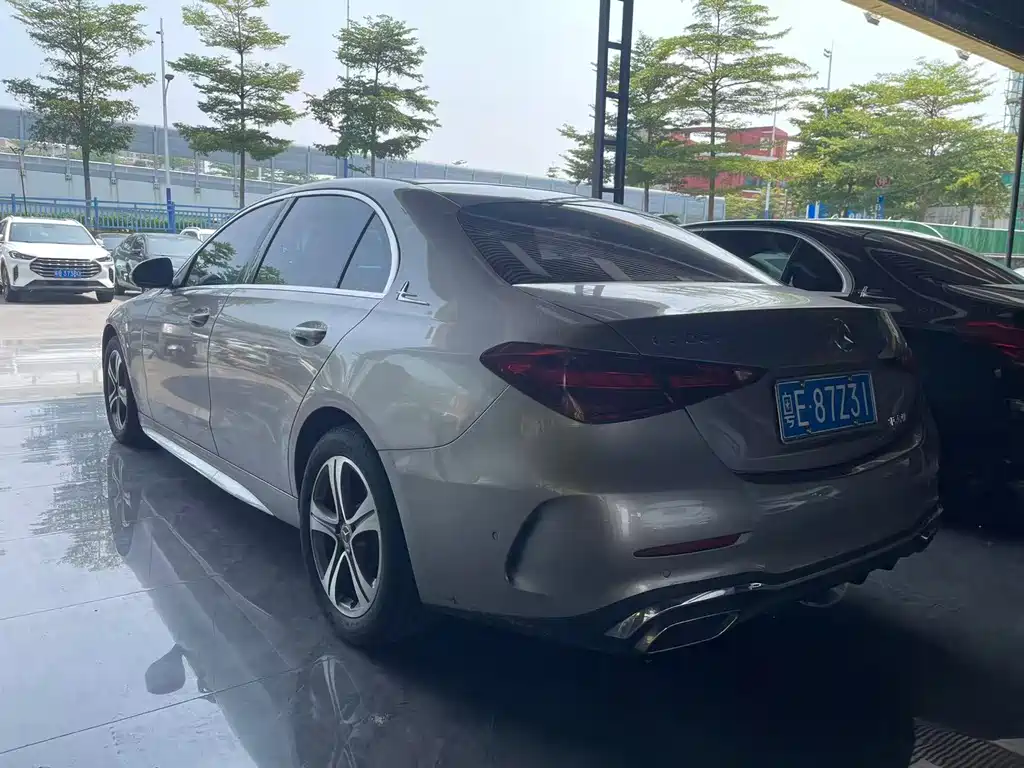 Mercedes-Benz C-Class 2021