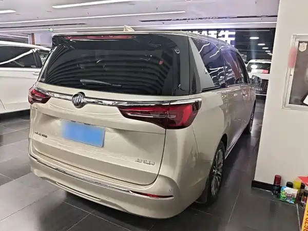 Buick GL8 2021