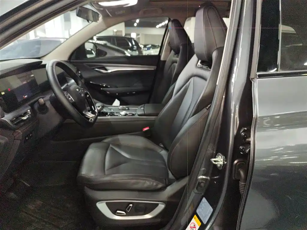 Changan CS75 PLUS 2022 — фото 11
