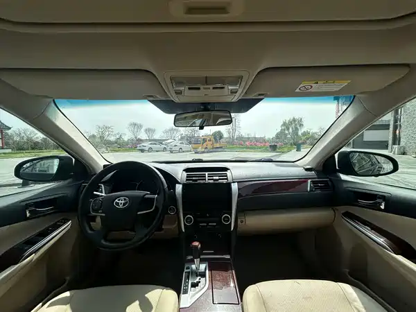 Toyota Camry 2013