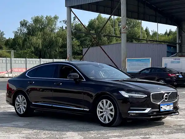 Volvo S90 2020