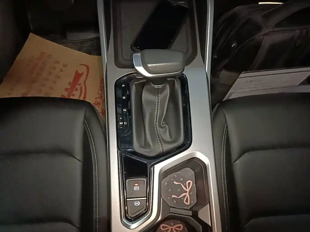 Geely Emgrand 2022 — фото 14