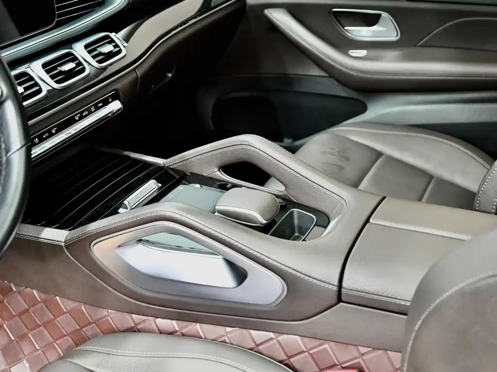 Mercedes-Benz GLE 2023 — фото 17