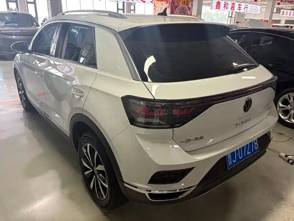 Volkswagen T-Roc 2024