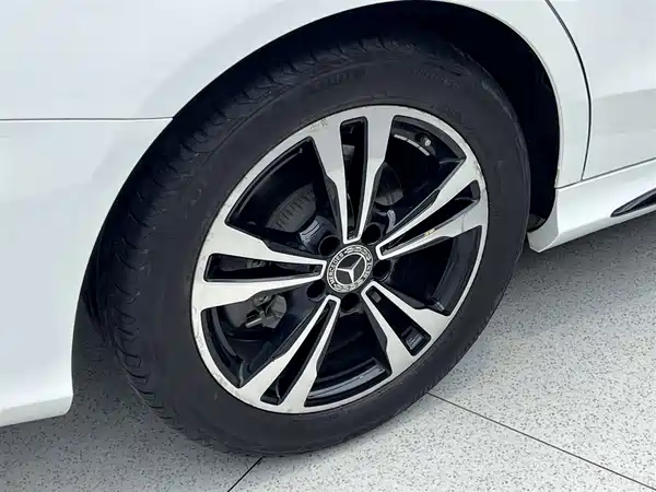 Mercedes-Benz C-Class 2019