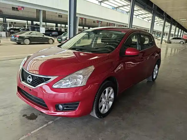 Nissan Tiida 2016