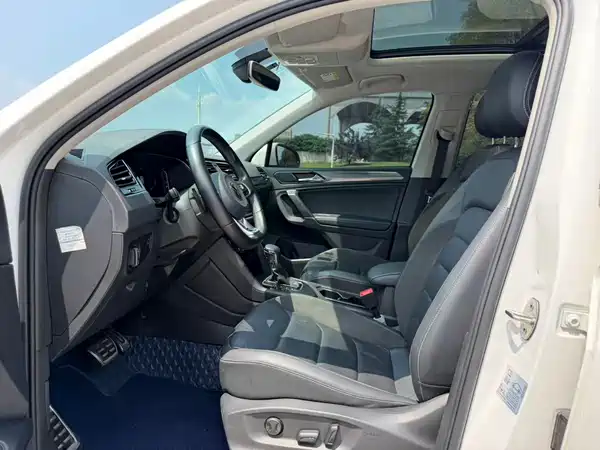 Volkswagen Tiguan L 2021