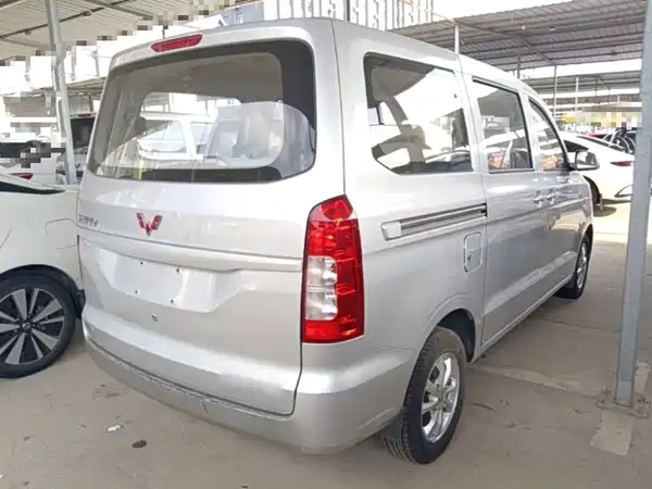 Wuling Hongguang V 2023