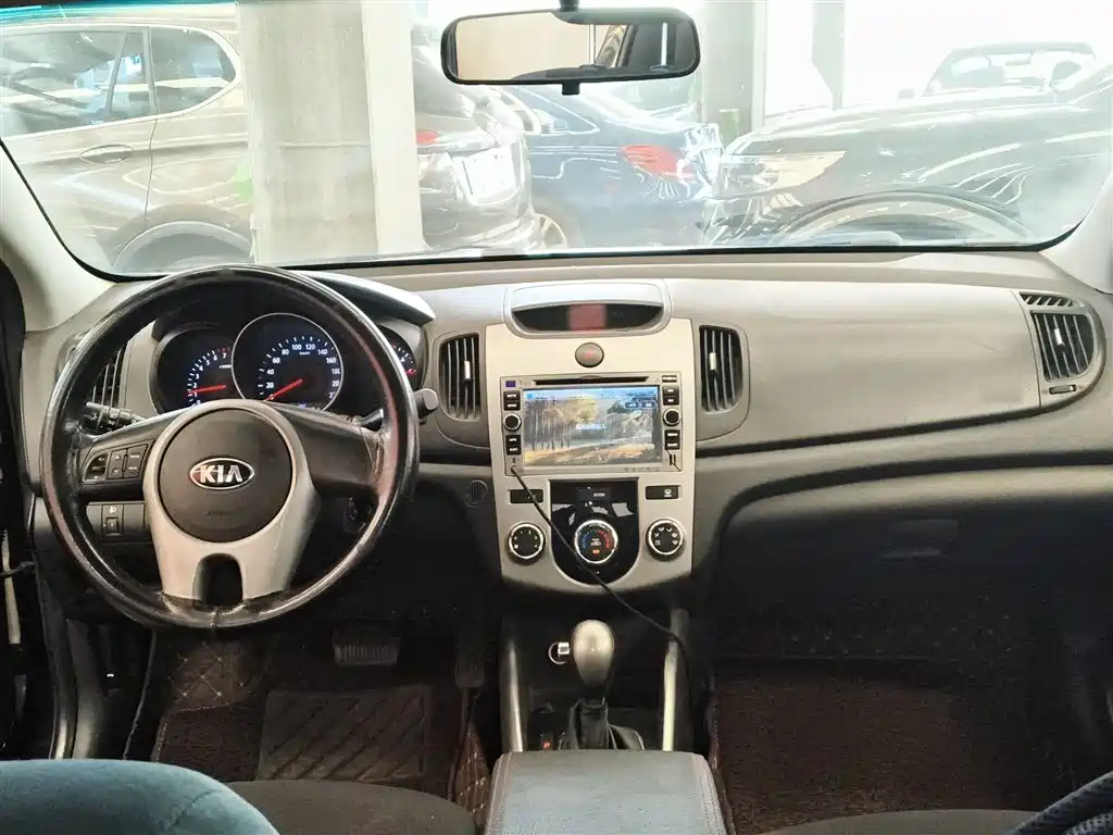 Kia Forte 2014 — фото 10