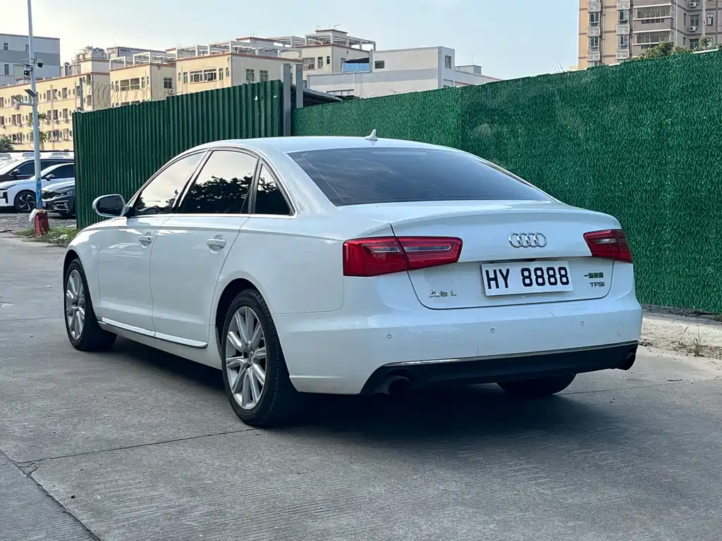 Audi A6L 2015 — фото 14