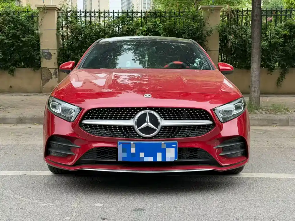 Mercedes-Benz A-Class 2022 — фото 2
