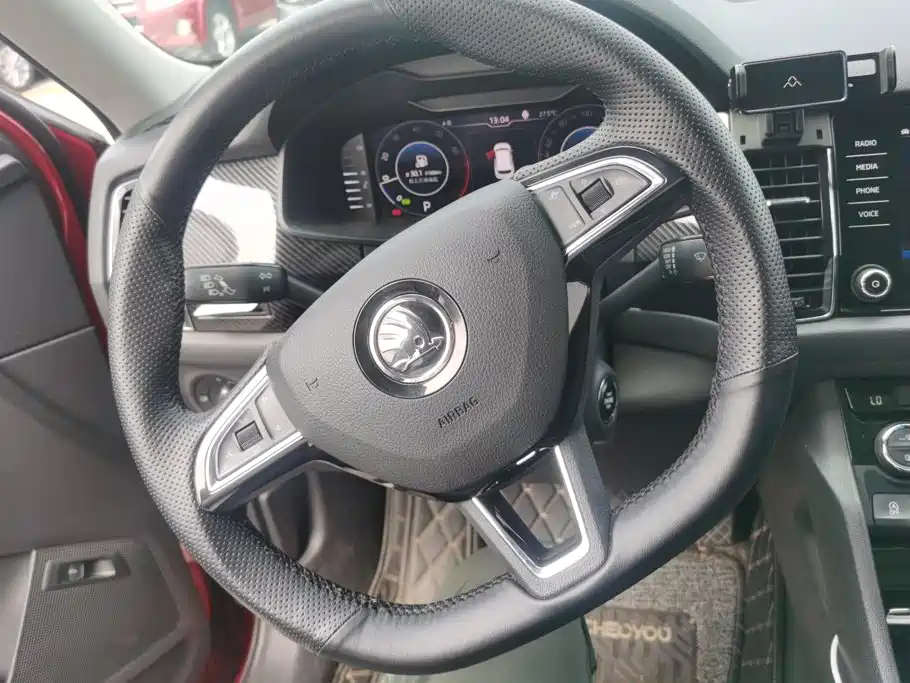 Skoda Kodiak GT 2019 — фото 15