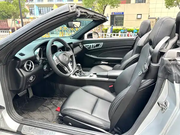 Mercedes-Benz SLK-Class 2011