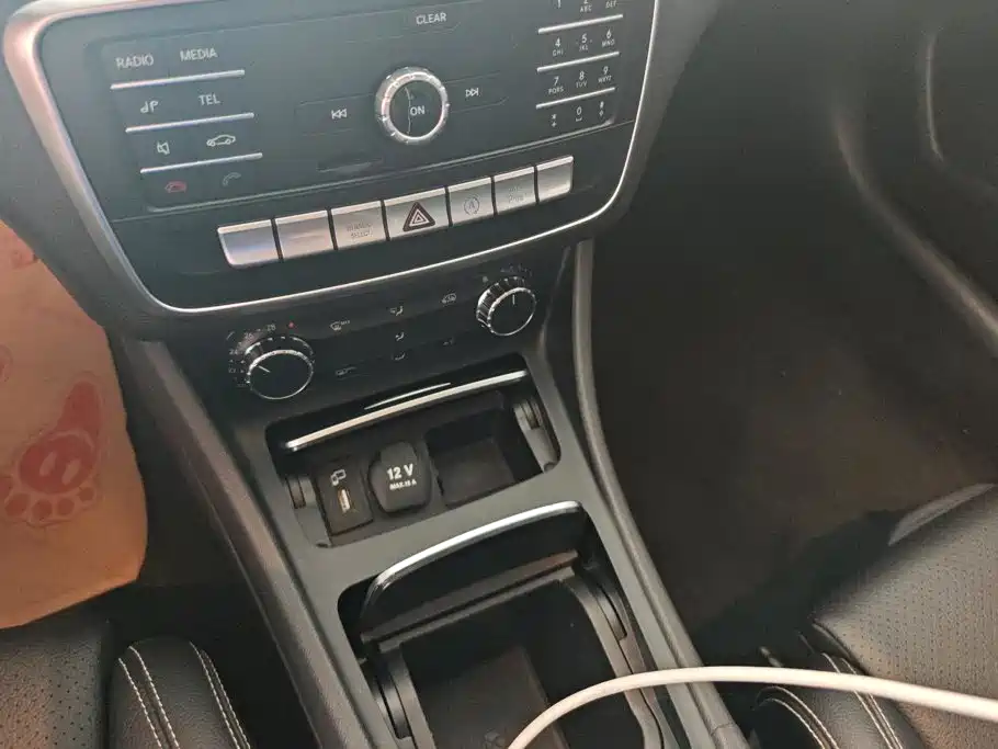 Mercedes-Benz GLA 2019 — фото 16