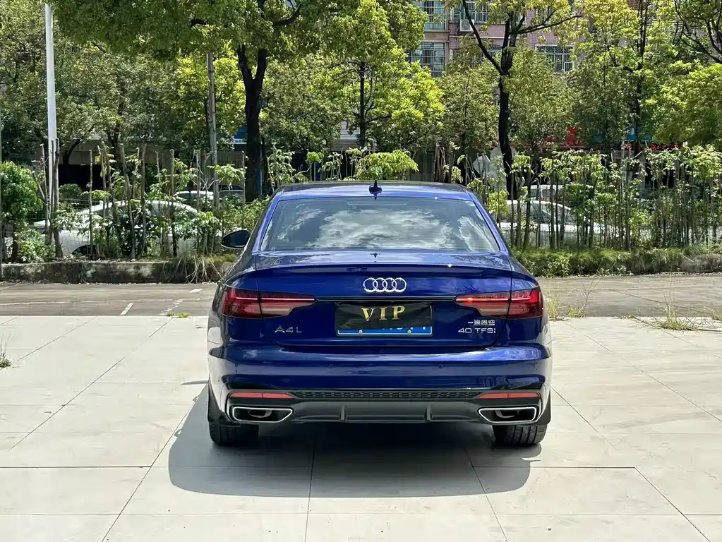 Audi A4L 2021 — фото 8