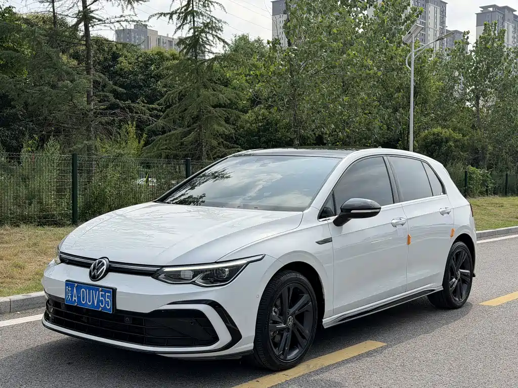 Volkswagen Golf 2023