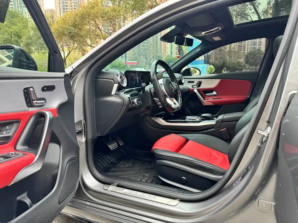 Mercedes-Benz A-Class AMG 2022 — фото 5