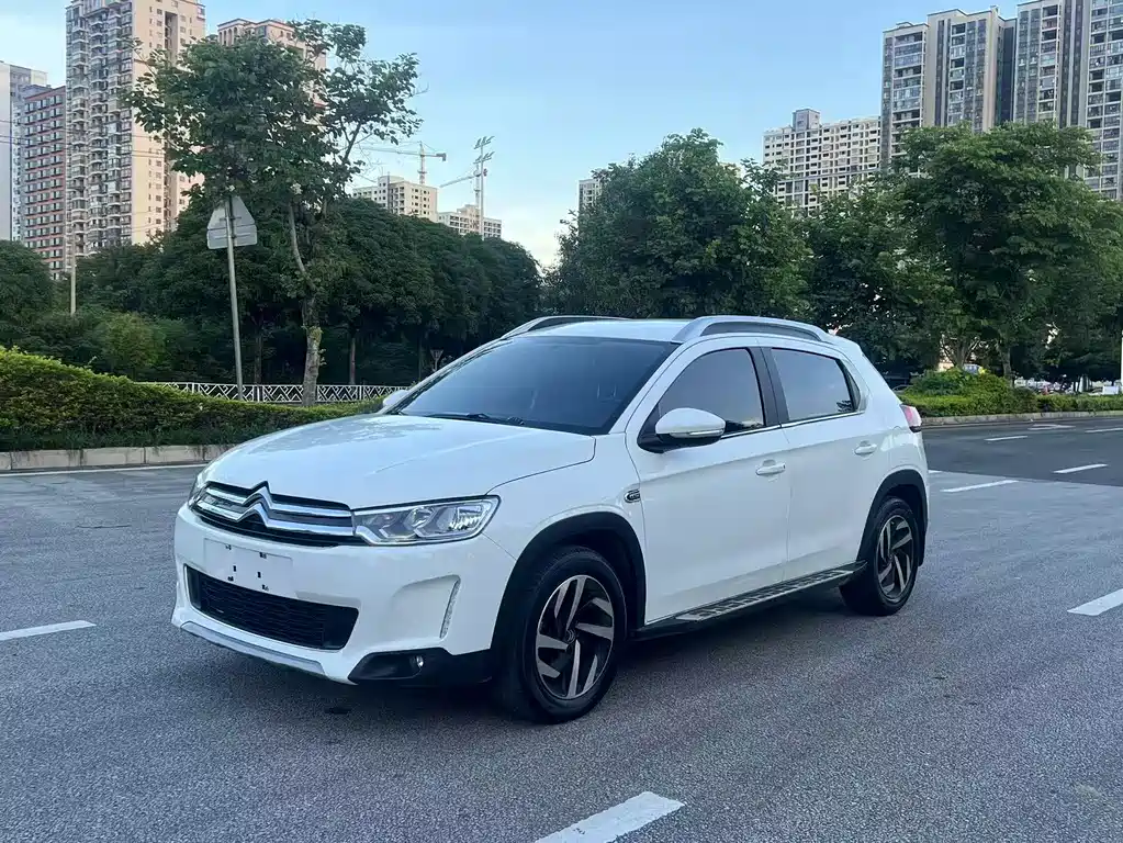 Citroën C3-XR 2015 — фото 1