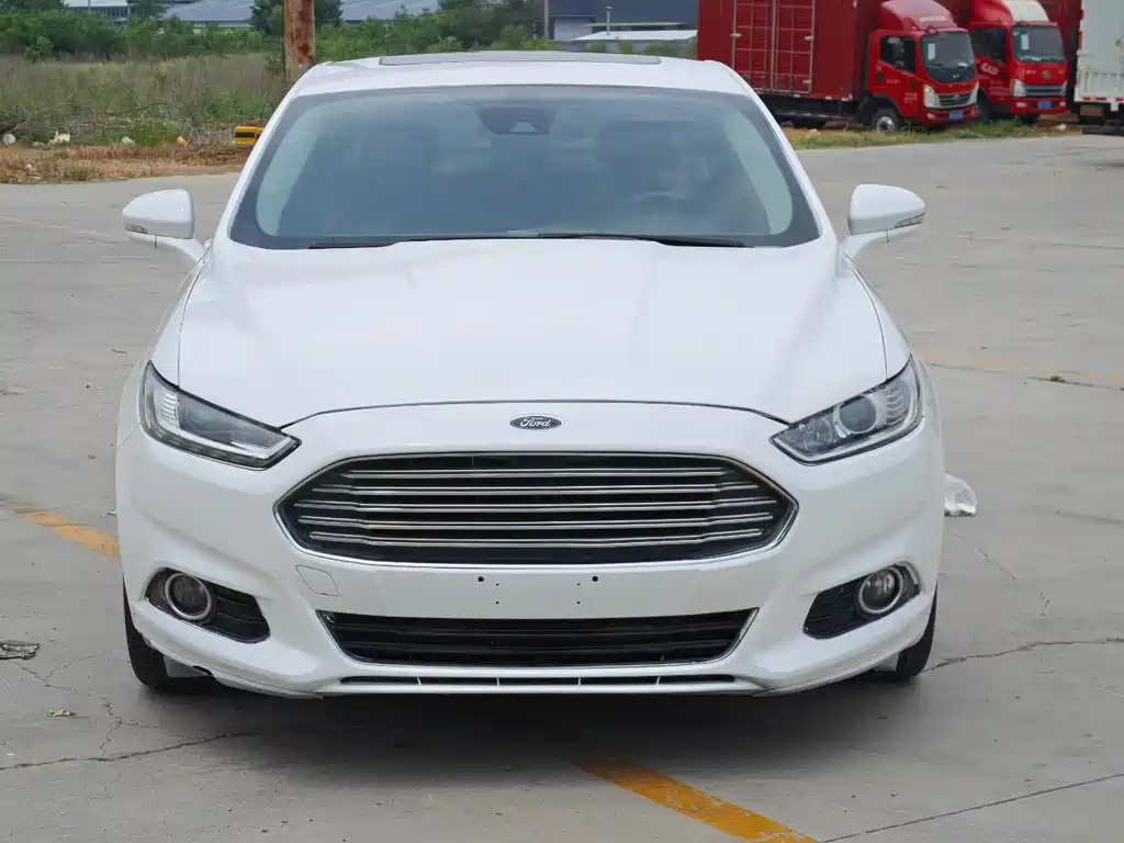 Ford Mondeo 2016 — фото 1