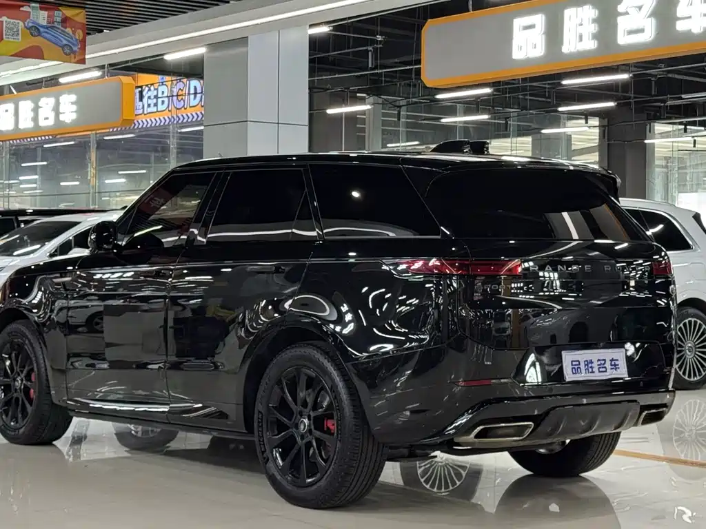 Land Rover Range Rover Sport 2024 — фото 4