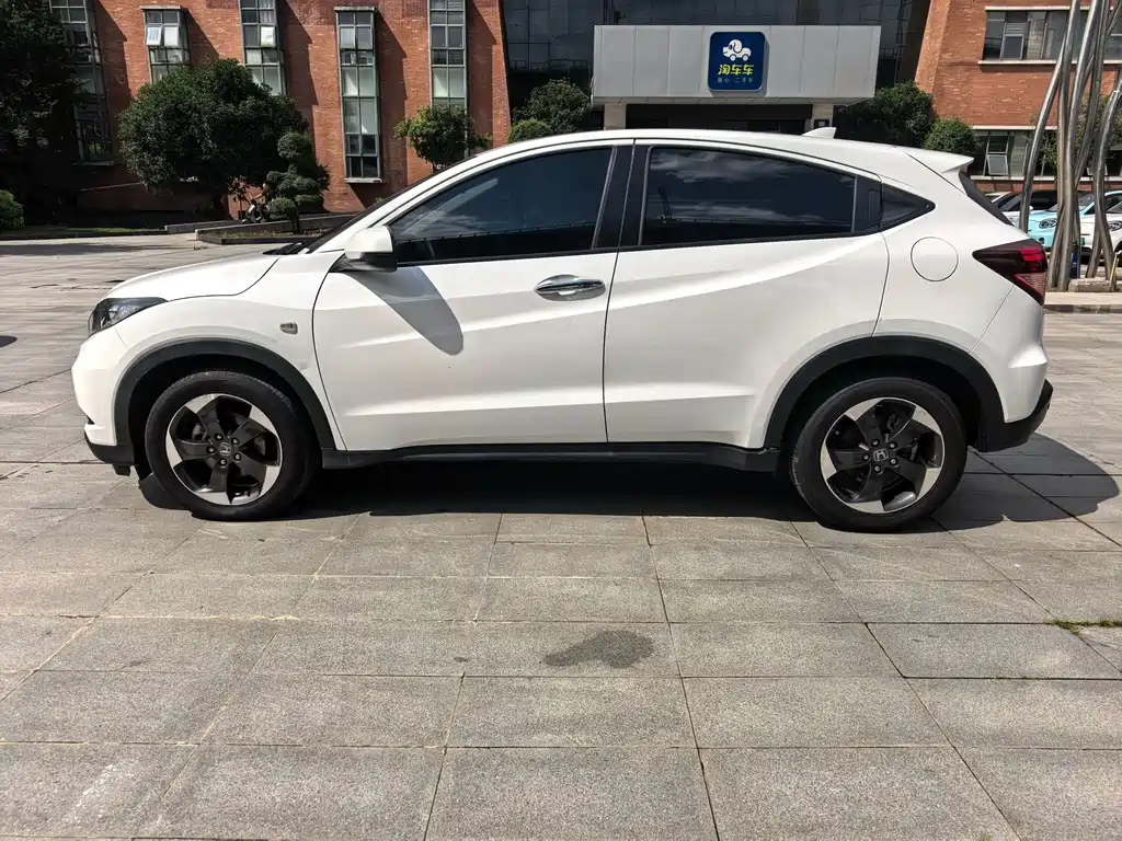 Honda Vezel 2017 — фото 8