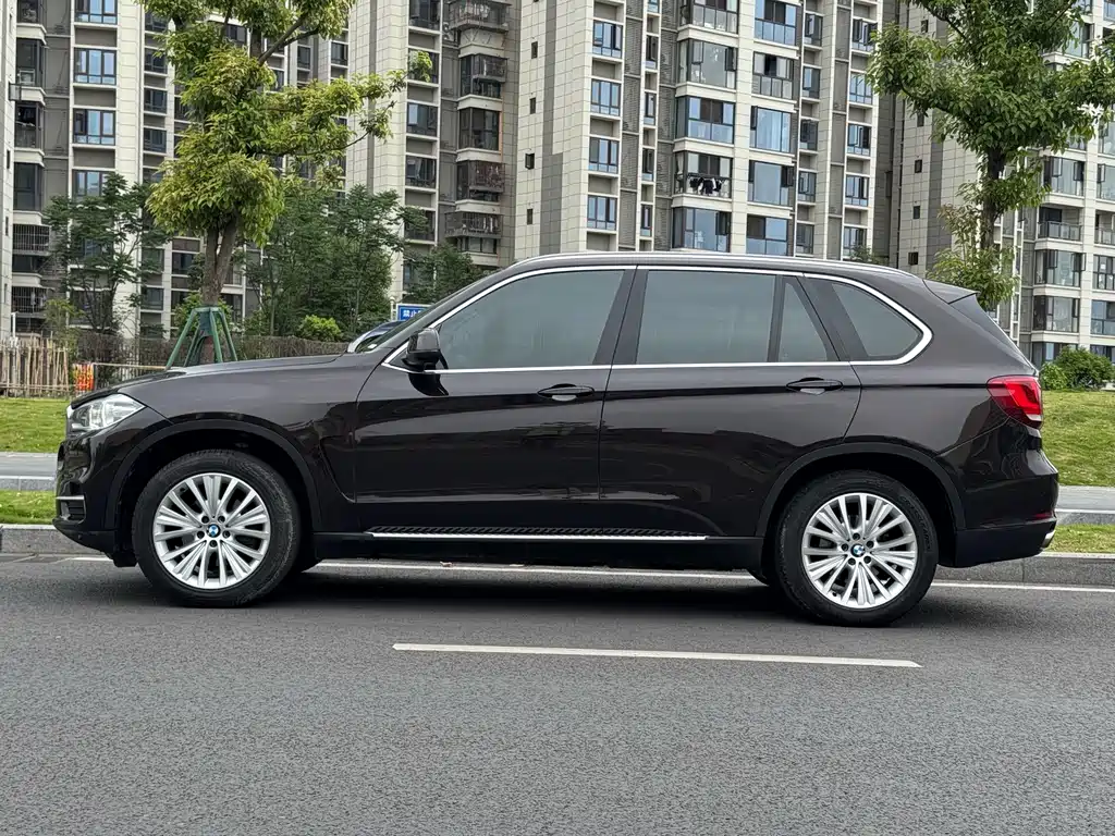 BMW X5 2014 — фото 15