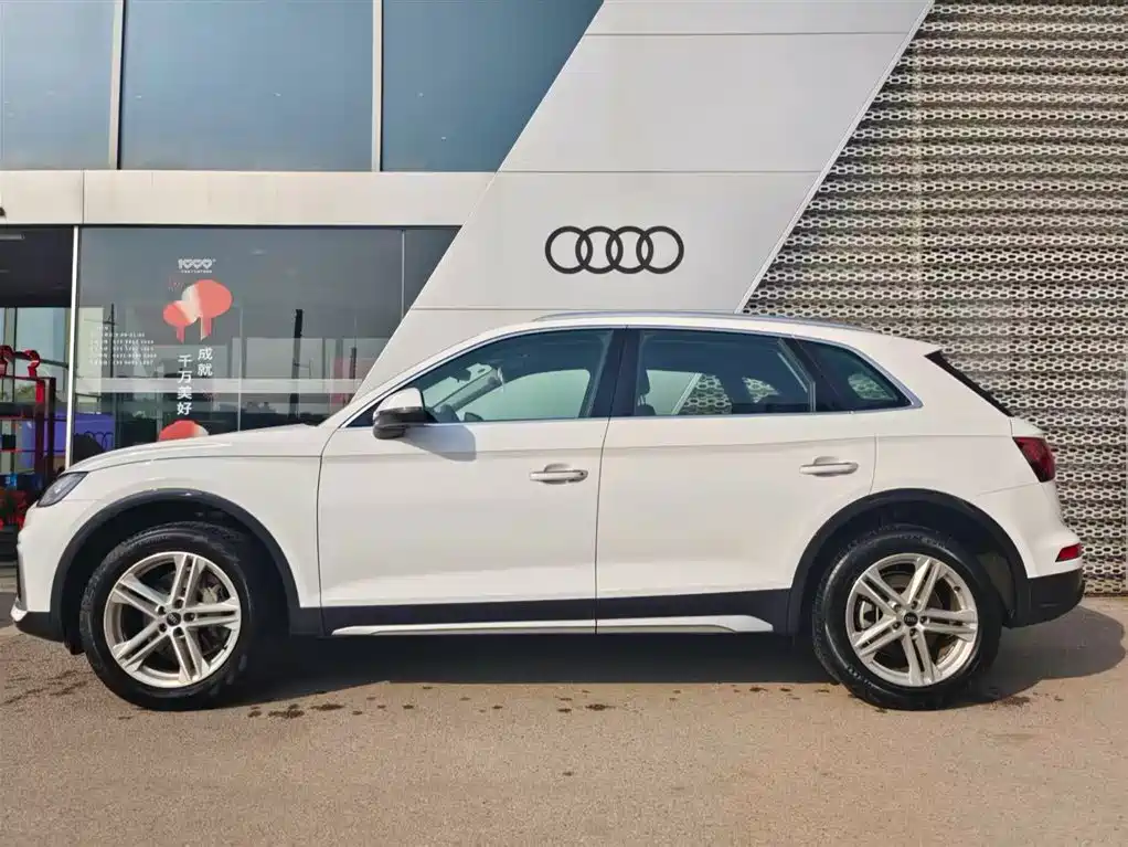 Audi Q5L 2024 — фото 5