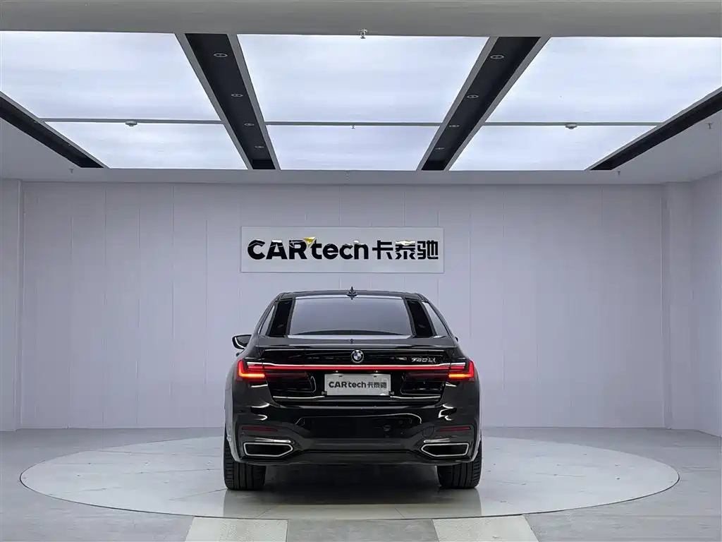 BMW 7 Series 2021 — фото 13