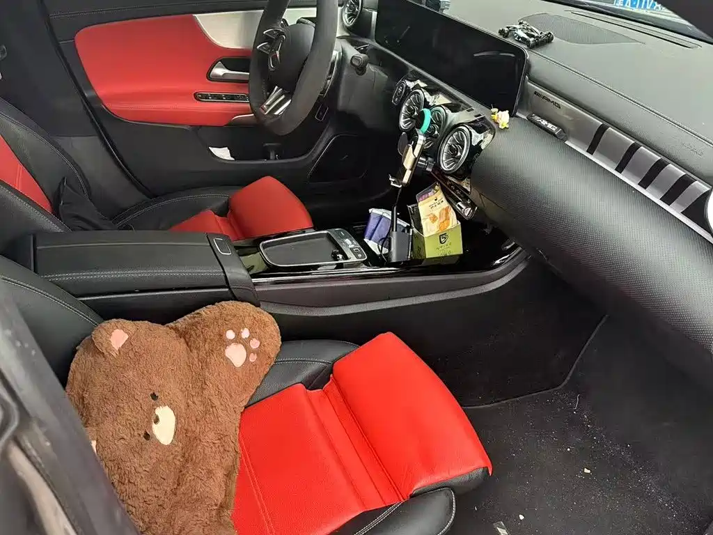 Mercedes-Benz Mercedes CLA AMG 2025