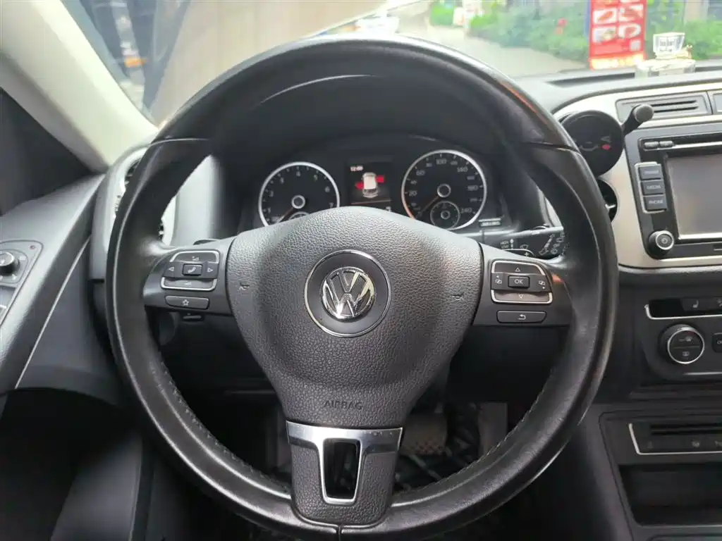 Volkswagen Tiguan 2014