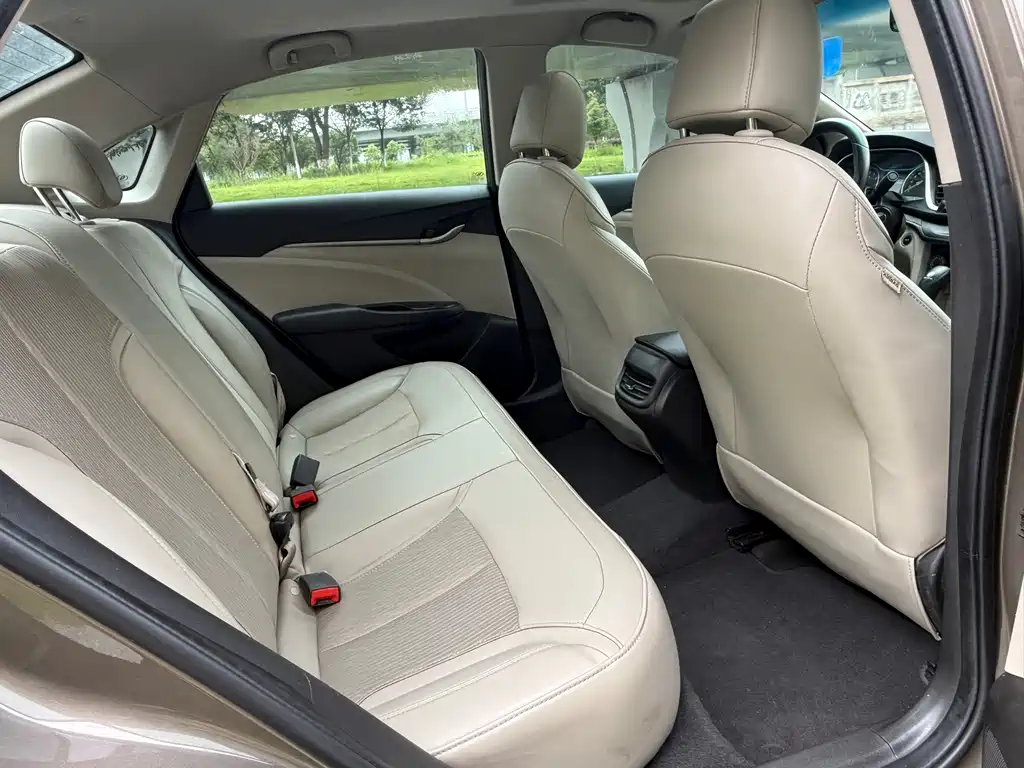 Buick Excelle 2017 — фото 17
