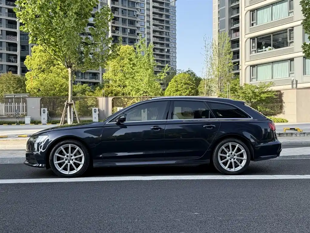 Audi A6 2019 — фото 2