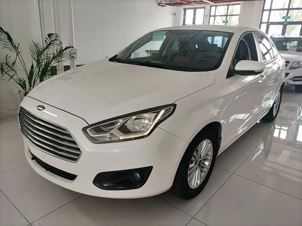 Ford Escort 2016