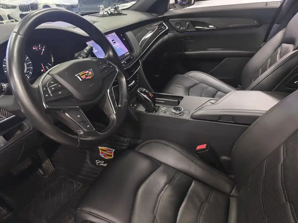 Cadillac CT6 2020 — фото 11