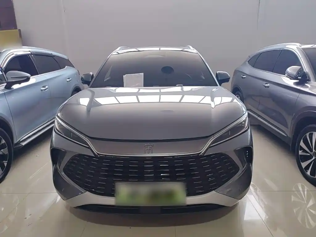 BYD L DM-i 2025 — фото 3