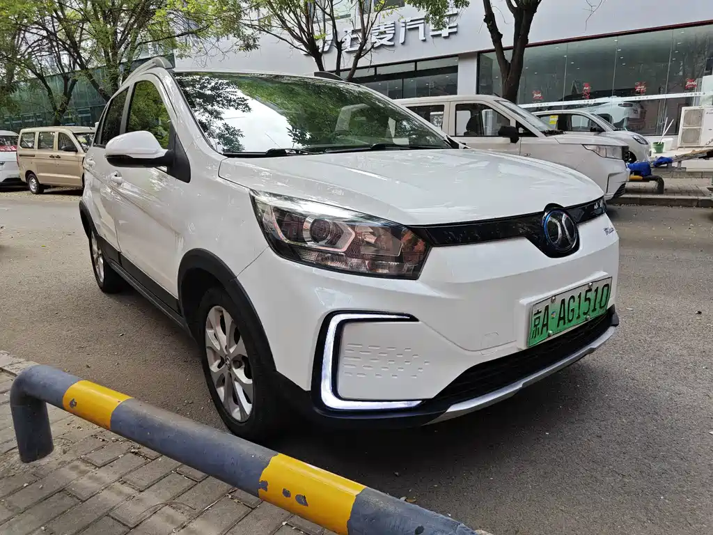 BAIC New Energy EC5 2021 — фото 3