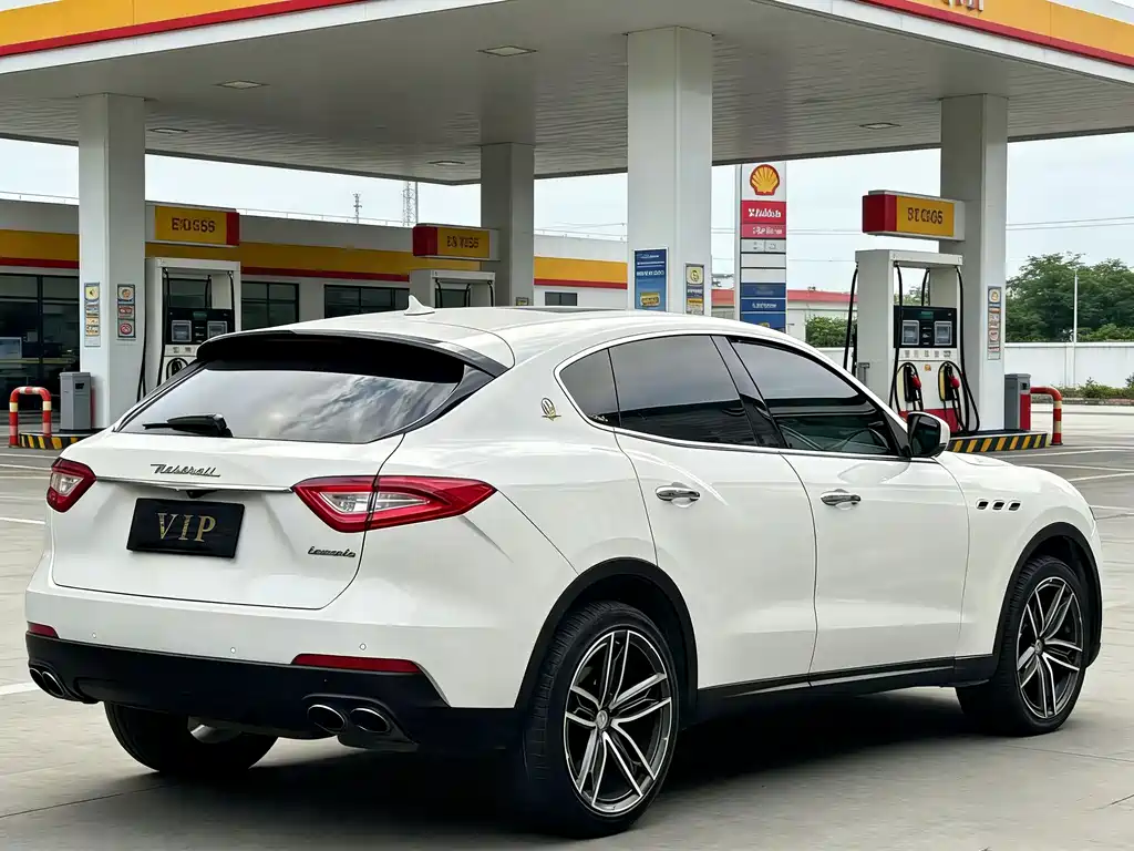 Maserati Levante 2019 — фото 9
