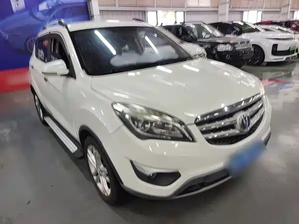 Changan CS35 2015