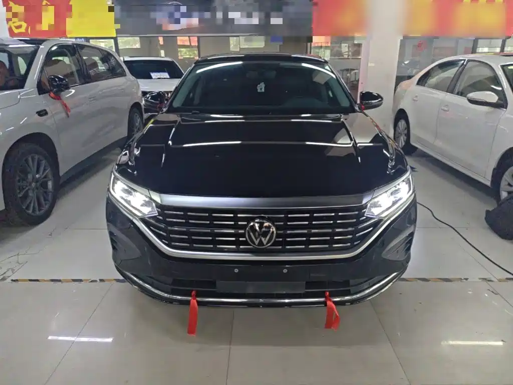 Volkswagen Passat 2025
