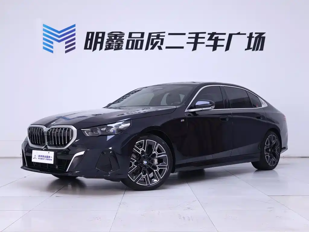 BMW 5 Series 2024