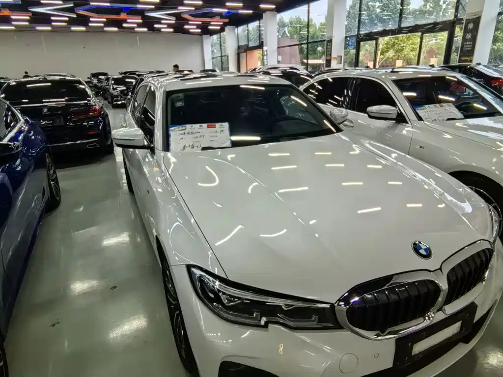 BMW 3 Series 2020